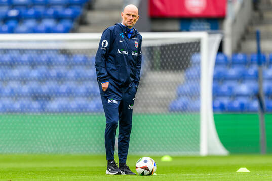 Head coach Ståle Solbakken of Norway of the Norwegian