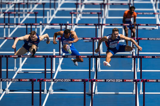 Elmo Lakka of Finland, Konstantinos Douvalidis of Greece