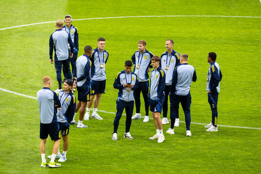 Players from Sweden