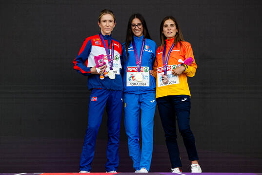 Karoline Bjerkeli Grøvdal of Norway, Nadia Battocletti of