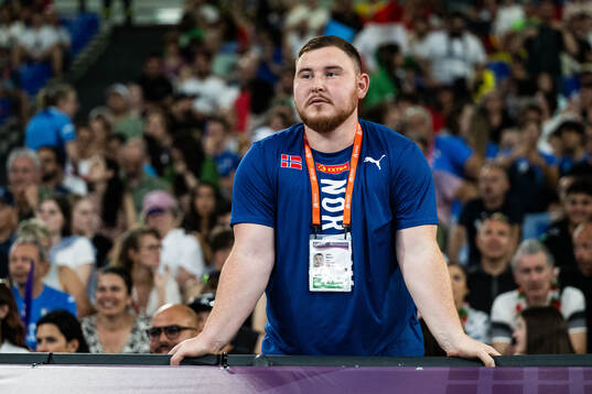 Coach John Kelly of Norway