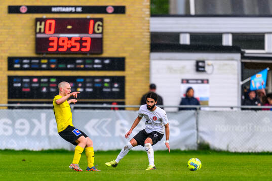 Astrios David Struski Persson och Hittarp IKs Mallek Shraim