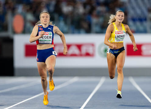 Henriette Jæger of Norway and Nora Lindahl of Sweden