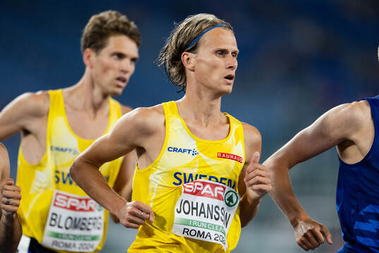Emil Blomberg and Vidar Johansson of Sweden compete in