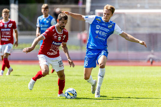 Degerfors Sebastian Ohlsson och IK Oddevolds Gabriel