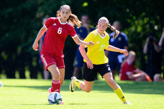 Minna Namvar, IFK Göteborg och Leja Wiberg, Jönköpings