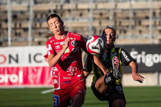 KIF Örebros Wilma Öhman och Häckens Rusul Rosa Kafaji