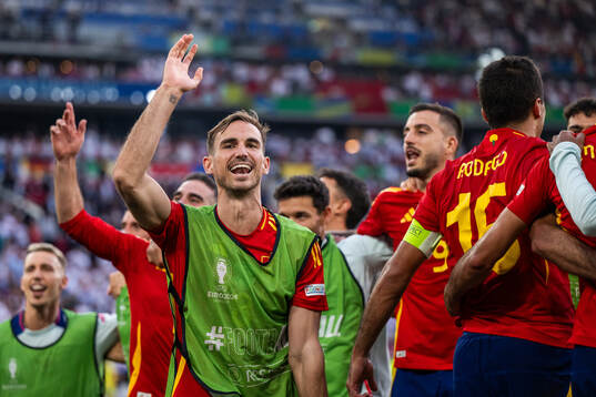 Fabian Ruiz Pena of Spain celebrates