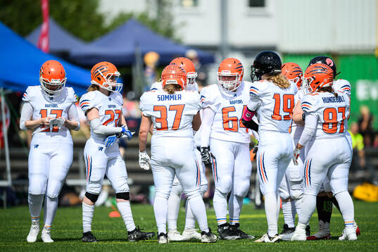 Copenhagen Raptors spelare deppar