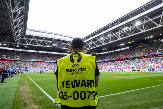 A stewart inside Düsseldorf Arena