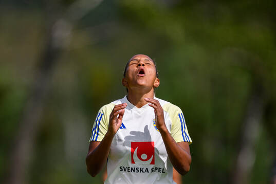 Madelen Janogy looks dejected