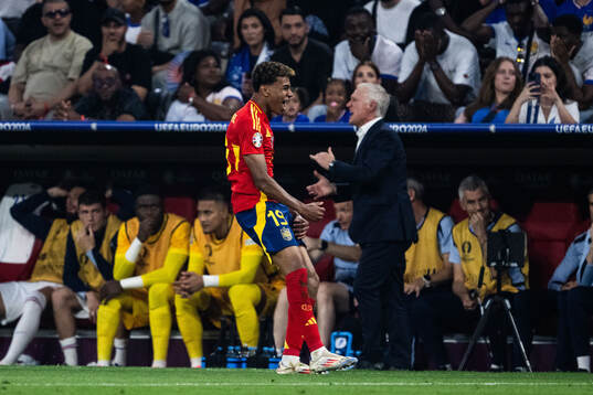 Lamine Yamal of Spain celebrates
