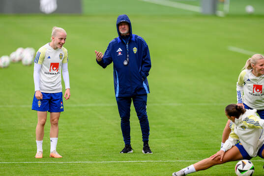 Anna Sandberg and head coach Peter Gerhardsson