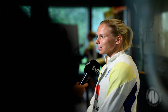 Jonna Andersson is being interviewed