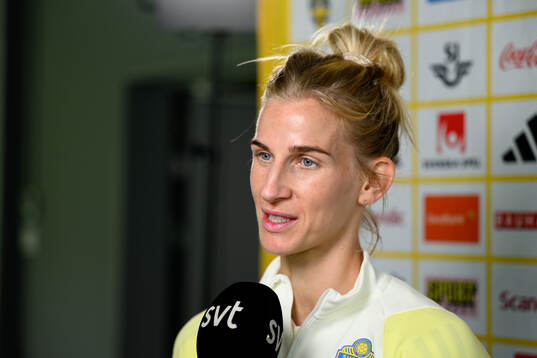 Sofia Jakobsson is being interviewed