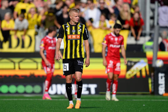 Häckens Axel Lindahl deppar