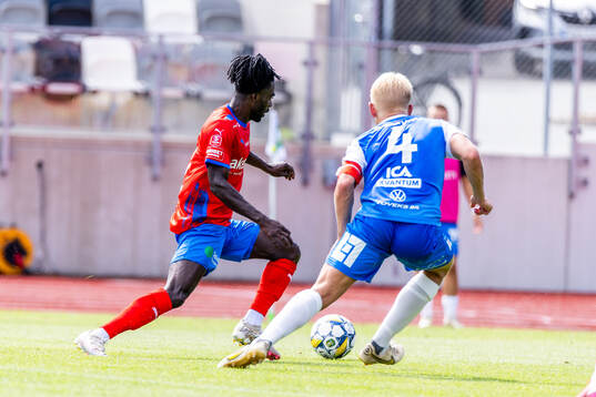 Helsingborgs Benjamin Acquah och IK Oddevolds Philip