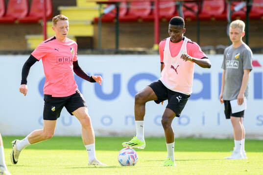 Julius Lindberg and Akoua Romeo Amane