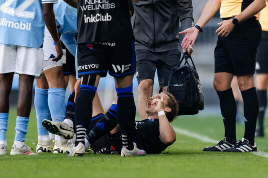Sirius Daniel Stensson har ont