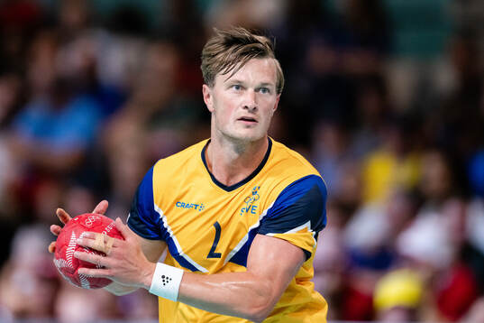 Jonathan Carlsbogård of Sweden in a men's preliminary
