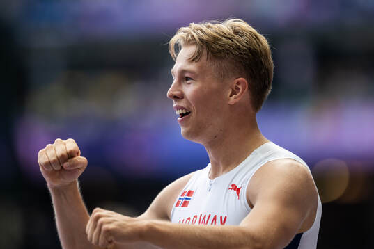 Markus Rooth of Norway celebrates