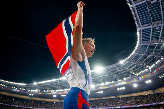 Markus Rooth of Norway celebrates