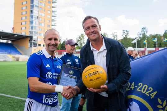 Bläddra bland fler bilder av Fotboll, Division 2 Södra Svealand, IFK Eskilstuna - Sleipner