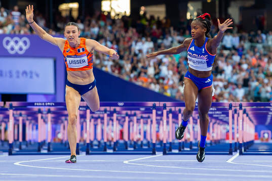 Nadine Visser of Netherlands and Cyrena Samba-Mayela of