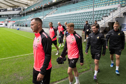 Even Hovland and Julius Lindberg of Häcken