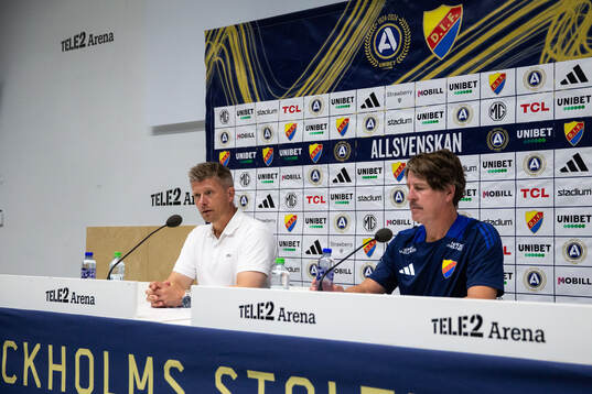 AIKs tränare Mikkjal Thomassen och Djurgårdens tränare