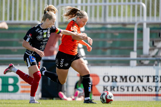 Kristianstads Hlin Eiriksdottir och KIF Örebros Minea
