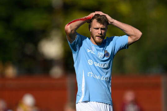 Gefles Leo Englund med blodig arm