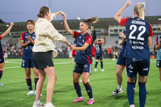 FC Rosengårds Mikaela Stojanovska jublar