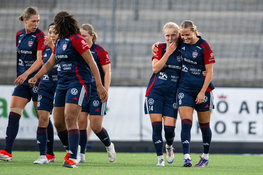 FC Rosengårds Emilia Larsson och Ria Noora Minerva Öling