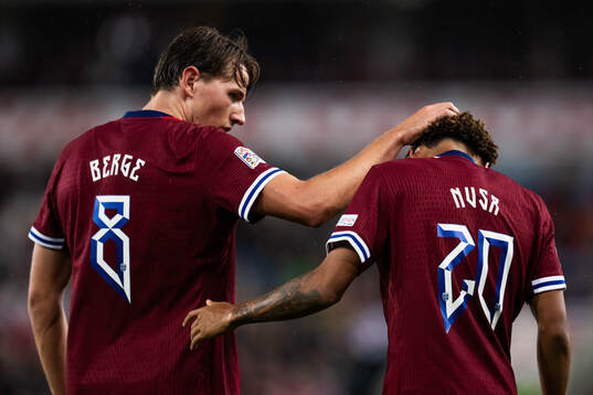 Sander Berge and Antonio Nusa of Norway