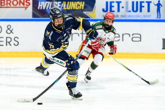 HV71s Teghan Inglis