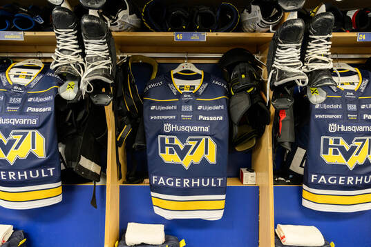 Bläddra bland fler bilder av Ishockey, Träningsmatch, HV71 - Rögle