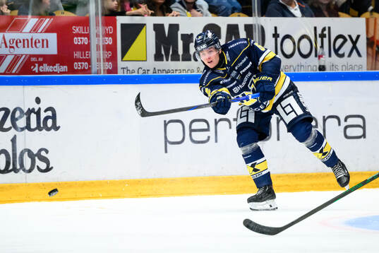 HV71s Victor Sjöholm