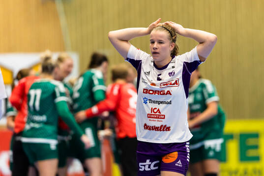 Skaras Evi Jaspers deppar