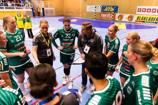 Skurus tränare Magnus Oscarsson Söder ger direktiv