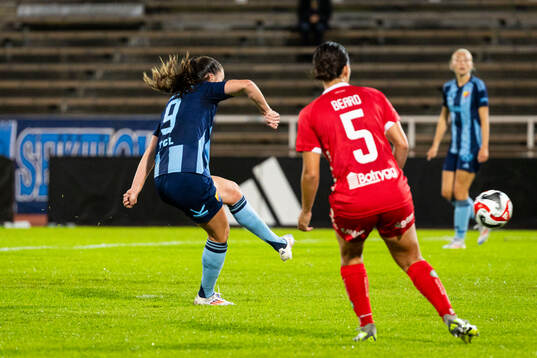 Djurgårdens Pauline Hammarlund gör 2-0
