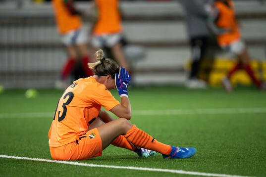 Goalkeeper Jennifer Falk of Häcken in pain