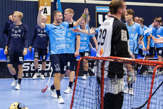Warbergs spelare jublar
