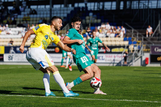 Falkenbergs Leonardo Farah Shahin och Ljungskiles Mattias