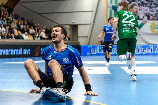 Amos Anders Christiansen reagerar