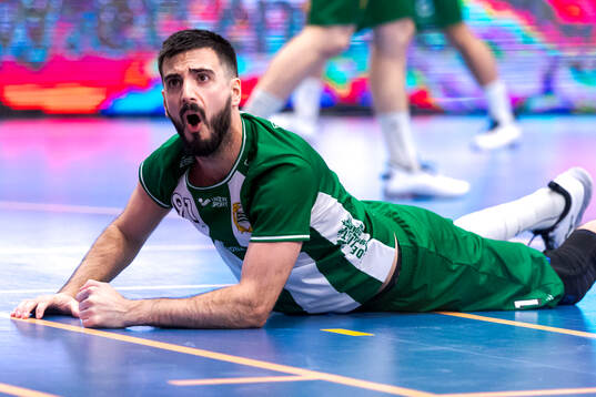 Hammarbys Josef Pujol reagerar