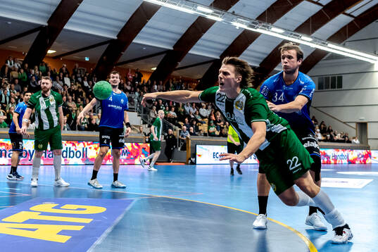 Amos Anders Forsell Schefvert och Hammarbys Ludvig Lindeberg