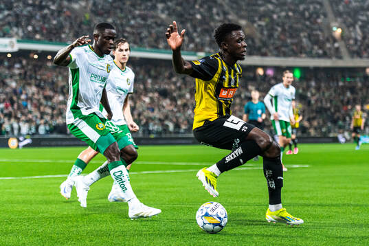 Hammarbys Ibrahima Breze Fofana och Häckens Zeidane Inoussa