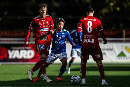 Skövde AIKs Filip Drinic och GIF Sundsvalls Taiki Kagayama