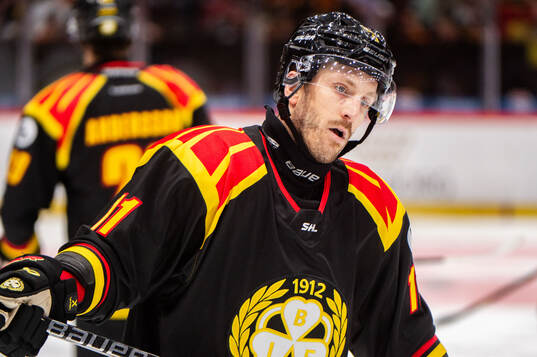 Brynäs Jordan Schroeder deppar
